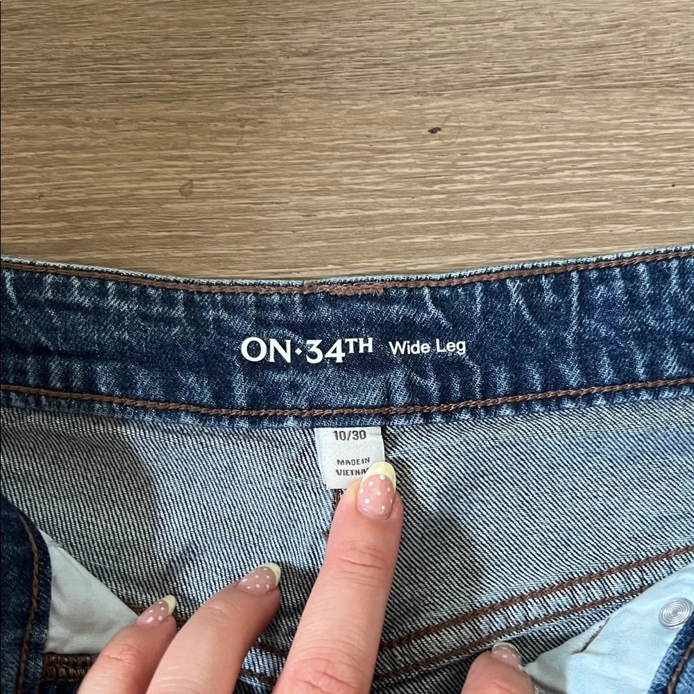 On 34th Wide-Leg Blue Jeans - Picture 2 of 5